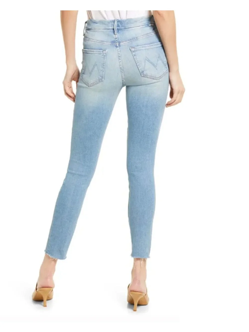 FLAT RATE $45!!   The Looker Crop Jean Size: 29